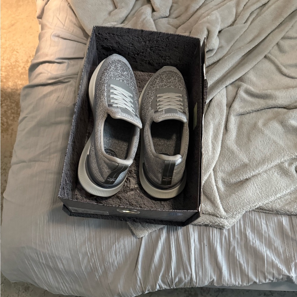 Peter Millar Gray Sneakers - image 3